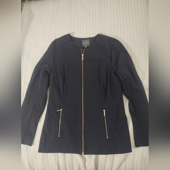 The Limited Flattering Zip Up - Picture 1 of 4
